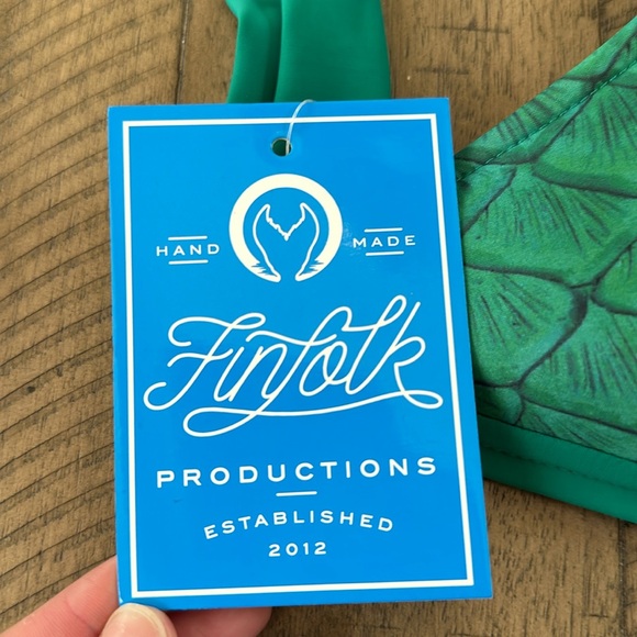 Retired Finfolk Productions Fabric Mermaid Scale Top- Ariel Dream - Picture 4 of 7